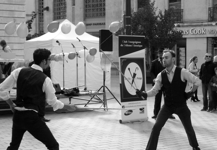 don du sang les choses aux poings