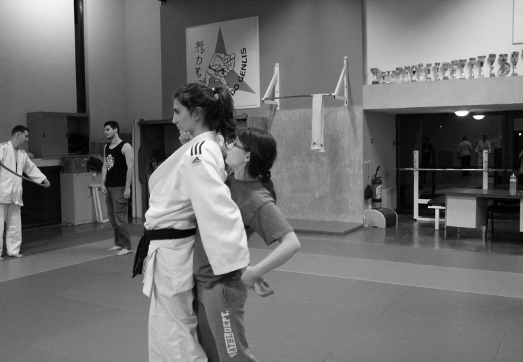 Judo Genlis les choses aux poings