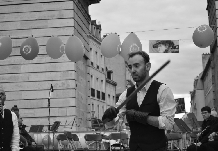 don du sang les choses aux poings