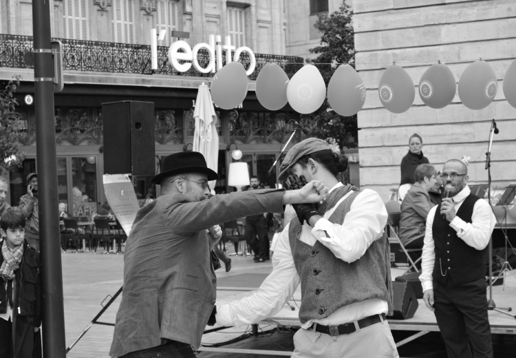 don du sang les choses aux poings